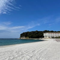 Photo taken at Shirarahama Beach by 蒼猫 on 2/3/2024
