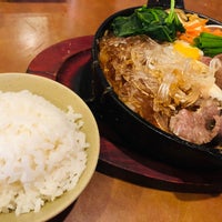 Photo taken at Taraval Okazu Ya Restaurant by クリッパ on 10/29/2022