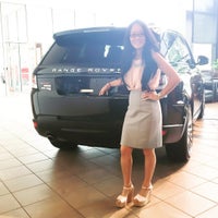 7/21/2015에 desiree l.님이 Jaguar / Land Rover에서 찍은 사진