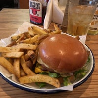 Photo taken at Honest Burgers by Theresa H. on 10/26/2019