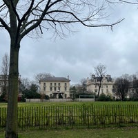 Photo taken at Kensington Gardens by HAYA on 2/4/2024