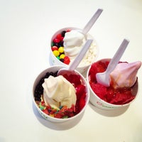 Photo taken at Pinkberry by Sofi S. on 5/29/2013