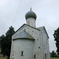 Photo taken at Церковь двенадцати апостолов на пропастех (XIV в) by Alexander A. on 7/11/2020