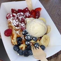 Снимок сделан в Bruges Waffles &amp;amp; Frites пользователем @Katulia@ 7/6/2022