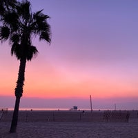 Photo taken at Santa Monica Beach Tower 29 by brittany on 10/12/2019