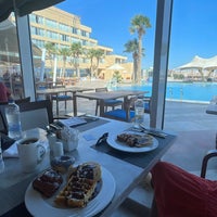 Photo taken at Hilton Hurghada Plaza by Huda on 8/10/2023