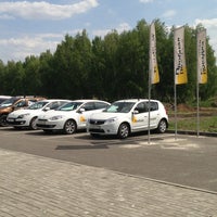 Photo taken at Renault Евразия by Юлия С. on 6/6/2013