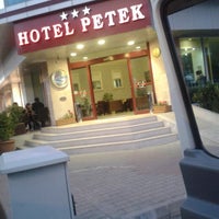 Photo taken at Petek Hotel by Mutlu on 9/27/2013