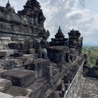 Снимок сделан в Candi Borobudur (Borobudur Temple) пользователем FWB 11/16/2023