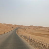 Das Foto wurde bei Qasr Al Sarab Desert Resort by Anantara von Andy W. am 3/20/2021 aufgenommen