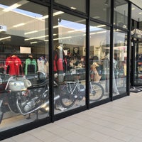 ボスコモト イオンレイクタウンアウトレット Clientes