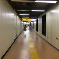 Photo taken at JR Musashi-Kosugi Station by atsushi s. on 11/21/2016
