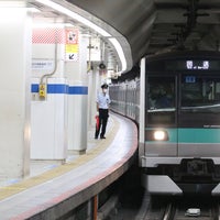 Photo taken at Odakyu Platforms 8-9 by 若花 on 9/28/2020