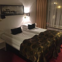 Foto diambil di Hotel Keflavik oleh Ondřej H. pada 1/16/2018