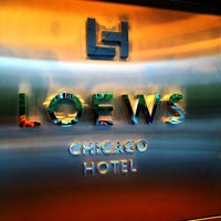 Foto tirada no(a) Loews Chicago Hotel por Sylvia R. em 10/4/2015