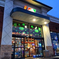 Foto diambil di BP oleh Store 5. pada 3/12/2014