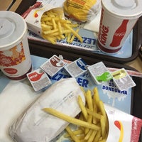 Photo taken at Burger King by Yağmur Sude M. on 10/5/2019
