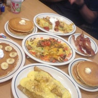 Photo taken at IHOP by Gigi 💋 on 4/11/2014