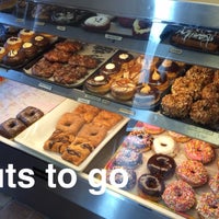 8/25/2015에 Gary M.님이 Donuts To Go에서 찍은 사진