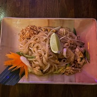 รูปภาพถ่ายที่ Mango Thai Tapas Bar โดย Jaz เมื่อ 2/28/2023