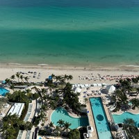 Photo taken at Beach at the Diplomat Beach Resort Hollywood, Curio Collection by Hilton by Hard R. on 1/26/2023