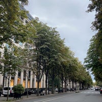 Photo taken at Avenue Montaigne by Saud on 9/1/2023