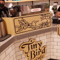 รูปภาพถ่ายที่ Tiny Bird Cafe โดย Tiny B. เมื่อ 10/19/2019