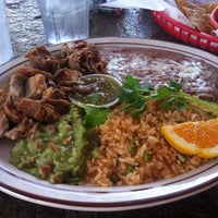 Foto diambil di El Ranchito Restaurant oleh Tammy W. pada 6/22/2013