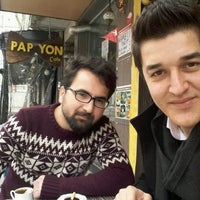 รูปภาพถ่ายที่ BOWTIE Papyon Cafe โดย Kaan Ç. เมื่อ 3/1/2017