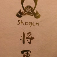 รูปภาพถ่ายที่ Shogun โดย Kop S. เมื่อ 5/20/2017
