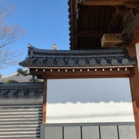 Photo taken at 善徳寺 by WOLF T. on 1/30/2019