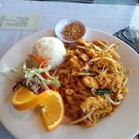 Das Foto wurde bei Thai Kitchen von Stephanie S. am 1/3/2013 aufgenommen