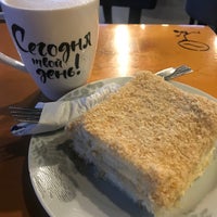 Photo taken at The Coffee Bean &amp;amp; Tea Leaf by Rychs on 11/27/2019