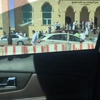 Photo taken at جامع الشيخ محمد عبدالعزيز الجميح by Eyad on 2/12/2016