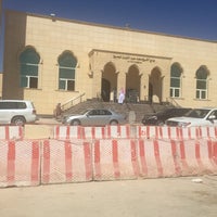 Photo taken at جامع الشيخ محمد عبدالعزيز الجميح by Eyad on 2/5/2016