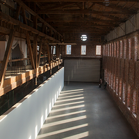 10/7/2013 tarihinde Pioneer Worksziyaretçi tarafından Pioneer Works'de çekilen fotoğraf