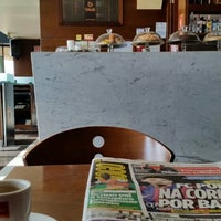 Foto tomada en BLACK lounge  por Delfim B. el 6/16/2015