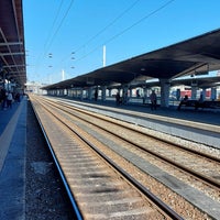 Photo taken at Estação Ferroviária de Porto-Campanhã by Delfim B. on 1/24/2024