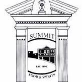 Foto tirada no(a) Summit Food &amp;amp; Spirits por Summit Food &amp;amp; Spirits em 6/16/2014