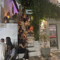 10/14/2022 tarihinde Evi A.ziyaretçi tarafından Mercurius Cocktail Bar'de çekilen fotoğraf