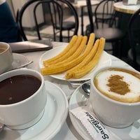 Photo taken at Chocolatería San Ginés by Hatice B. on 4/11/2024