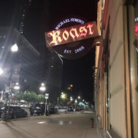 10/21/2017 tarihinde Ryan B.ziyaretçi tarafından Roast'de çekilen fotoğraf