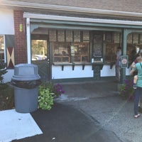 Photo taken at Bedford Farms Ice Cream by M J. on 9/23/2017