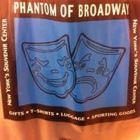 Foto tirada no(a) Phantom Of Broadway por Paul L. em 9/5/2013