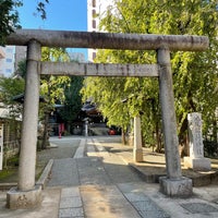 Photo taken at 池尻稲荷神社 by Masamichi O. on 8/25/2023