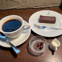 Photo taken at Moon Factory Coffee by Masamichi O. on 1/13/2024