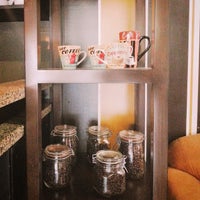 รูปภาพถ่ายที่ Kaffe Caffe โดย Clarizza เมื่อ 1/10/2015