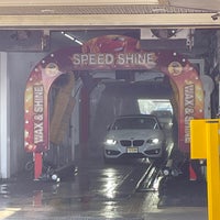 Foto tirada no(a) Jax Car Wash por Jordan em 8/31/2022