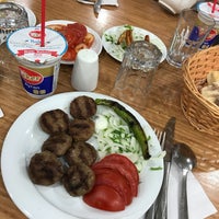 Photo taken at Taşhan Et &amp;amp; Restaurant by Tuğba ☘. on 6/21/2017