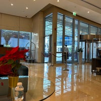 รูปภาพถ่ายที่ Crowne Plaza Doha - The Business Park โดย Omar เมื่อ 12/29/2023